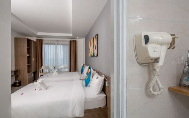 Raon Danang Beach Hotel