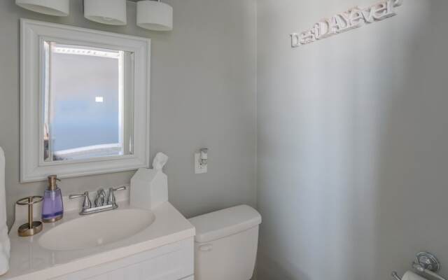 Exquisite 4BR Home near Old Town by WanderJaunt