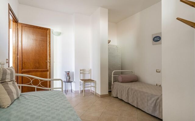 Comfortable Holiday Home in Lu Bagnu Near Seabeach