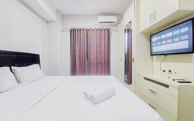 Comfy And Modern Studio Room The Ayoma Apartment