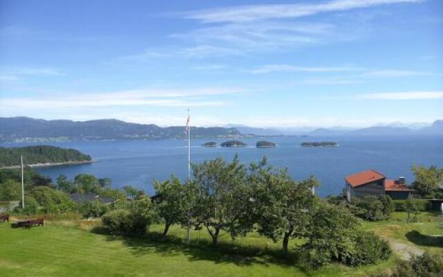 Bjørnefjorden Gjestetun