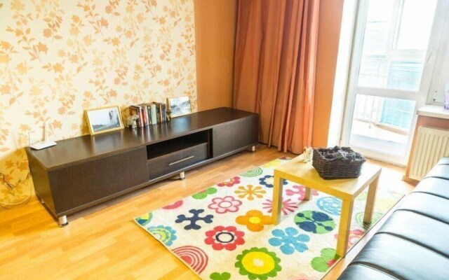 Apartment on Krasnyy pereulok 5-1 6 floor
