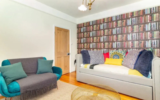 The River Cam Escape - 5BDR with Private Garden with Pond