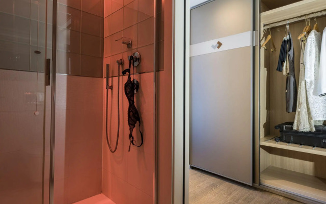 Taj Surajkund Resort & Spa, Delhi NCR