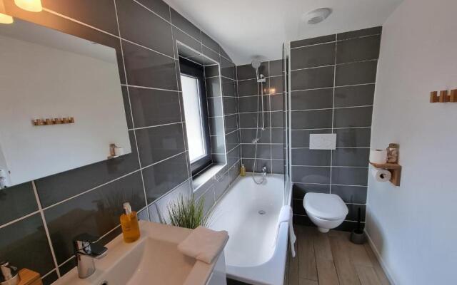 Rive Sud - Charming Maisonette 2 P - City Center