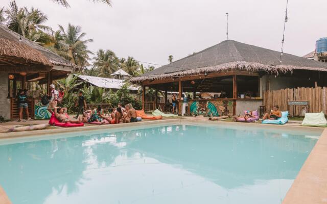 Mad Monkey Hostel Siargao - Adults Only