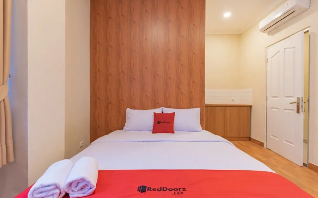 RedDoorz Plus @ Bagusrangin Street 2