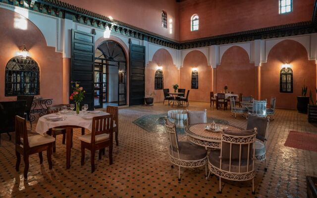 Al Riad Inou