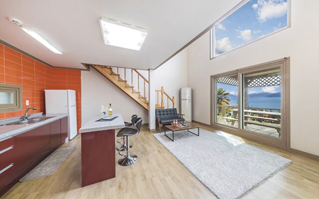 Geoje Sunset Hill Pension