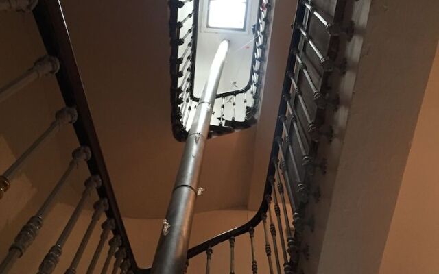 Le Flamant Rouge Guesthouse