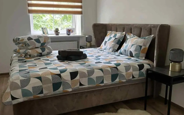 Luxury Apartment - H. Manto