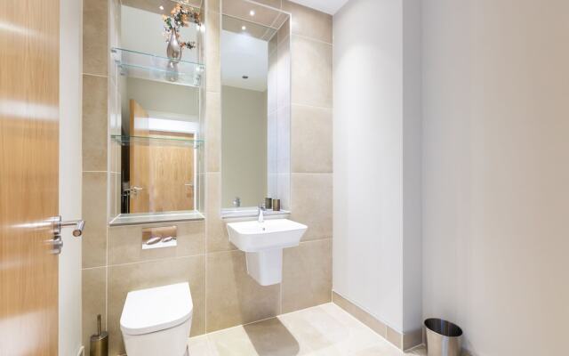 Split Level 2 Bed In Maida Vale, Near Paddington