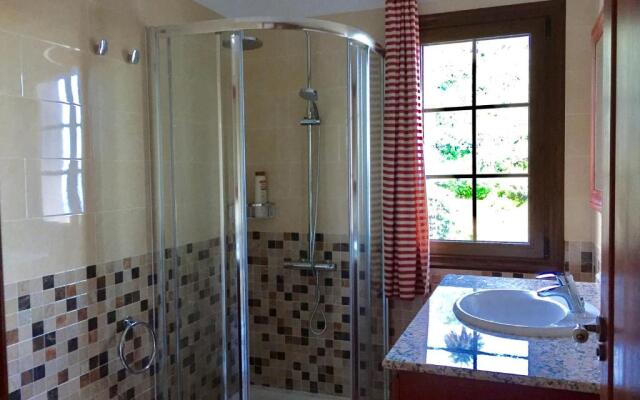 Costa Este House