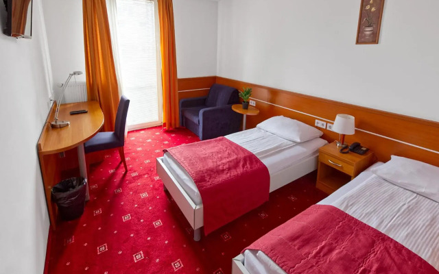 Hotel Creina