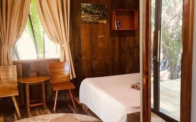 Ba Danh Homestay – Guest Rooms – Ben Tre