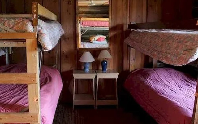 HI East Glacier Park