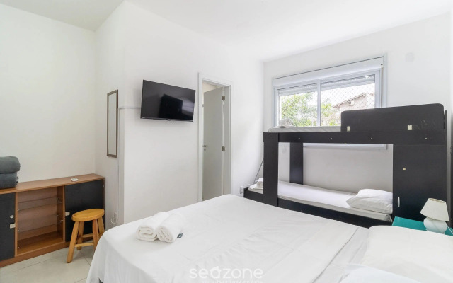 Apto c/sacada e churrasq a 150m da praia SDP0206