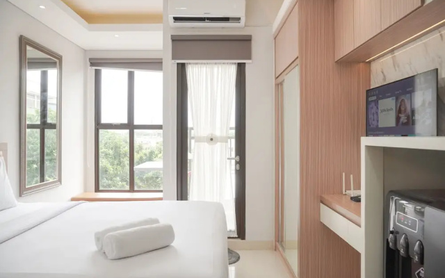 Warm And Minimalist Studio Transpark Bintaro Apartment