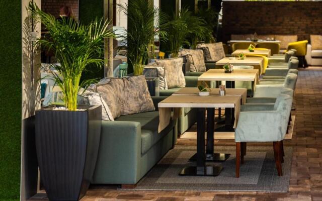 Hotel Brilliant Meses