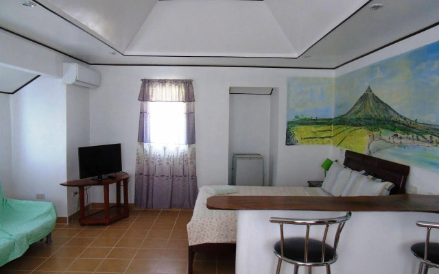 Phaidon Beach Resort