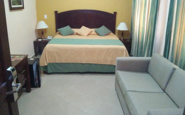 Hotel Centenario