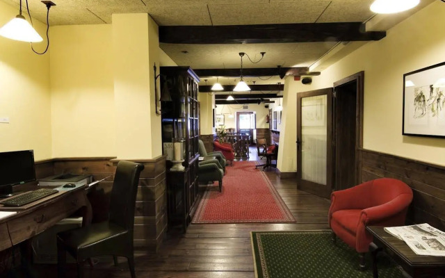 Hotel Virxe da Cerca by Pousadas de Compostela