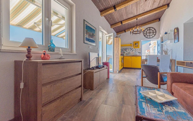 Beautiful Apartment in Rogoznica With Wifi and 2 Bedrooms
