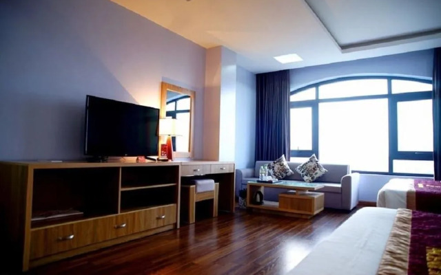 Phoenix 3 International Hotel