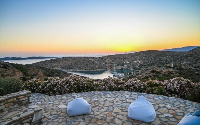 Schinoza Luxury Suites