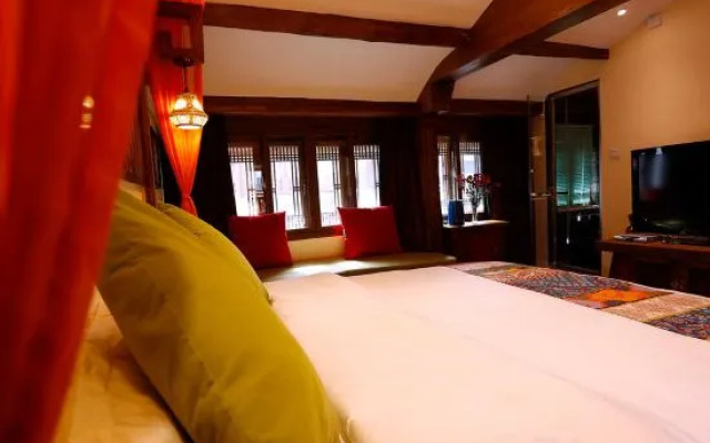 Hua Miao Inn (Lijiang Old Town)