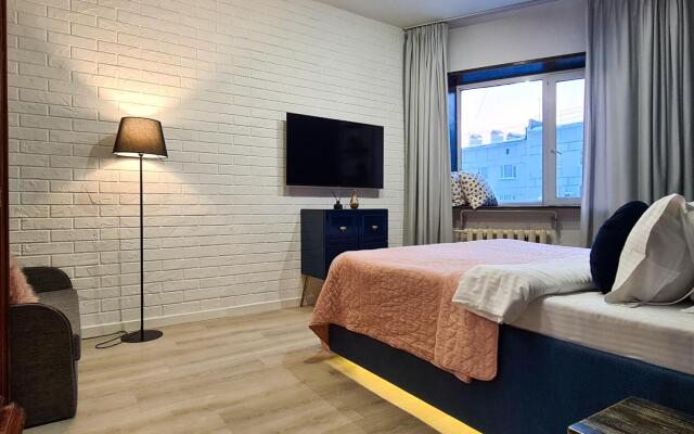 Мириады на улице Молодежная