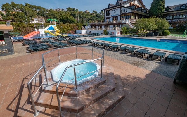 Santa Susanna Resort Hotel