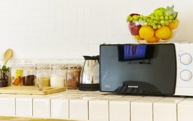 LiveitUp Asok Hostel