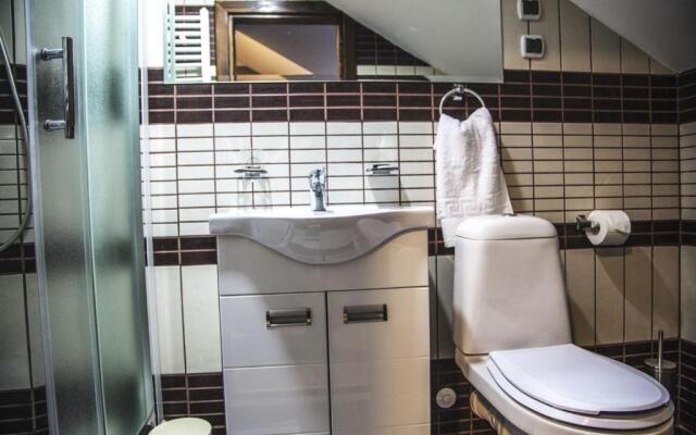 Vila Mila Riverside Apartments