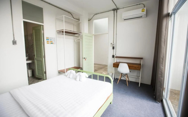 Memmoth Hostel In Lampang