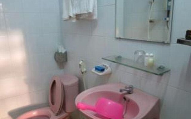 65 Hung Vuong Hotel