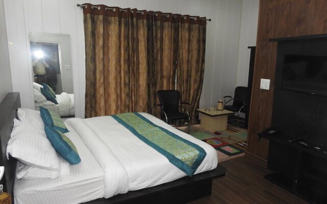 Hotel Vakratunda
