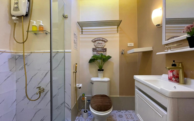 SMDC Trees Residences Tower 1 - 2BR Newly Renovated Staycation