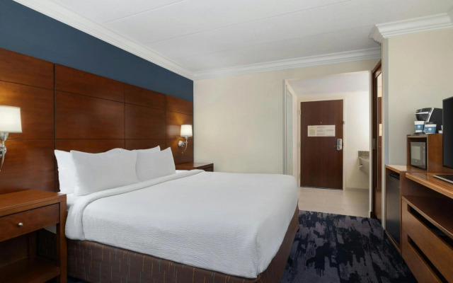 Fairfield by Marriott Inn & Suites Herndon Reston