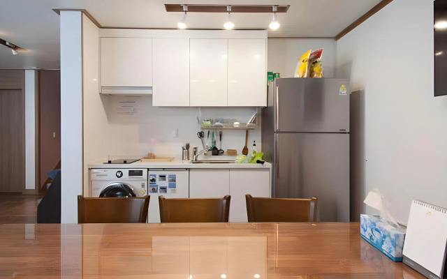 Cube Guesthouse
