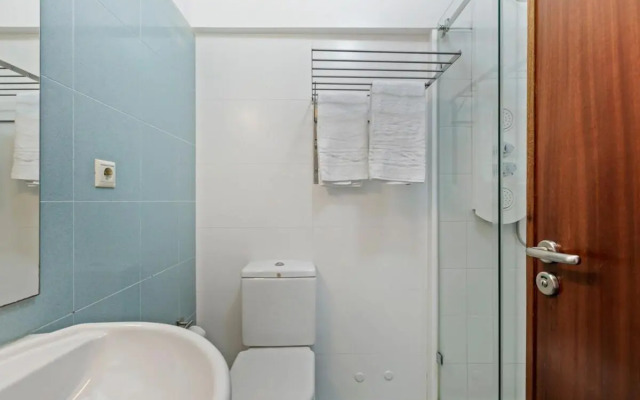 Spacious 3 Bedroom Apartment in Lisbon, Lisbon