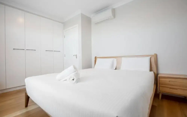 Lux Style 4BR Townhouse@ashwood