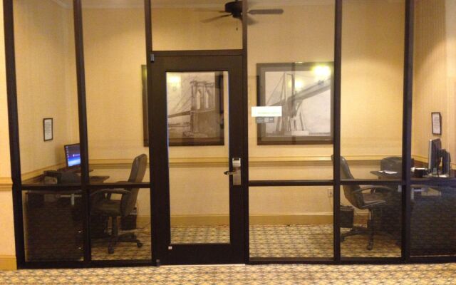 Holiday Inn Fayetteville-I-95 South