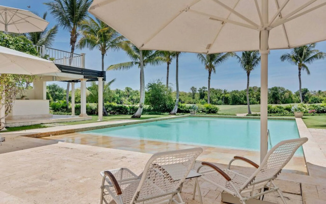 Sophisticated Villas With Private Pools and Staff