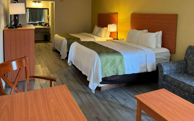 Quality Inn near Manatee Springs State Park