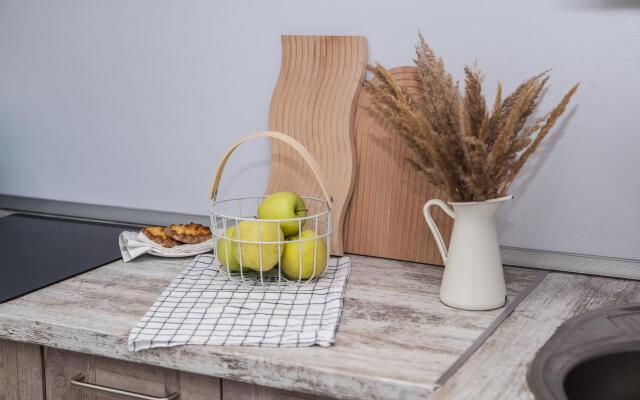 Апартаменты на улице Еремеева 38