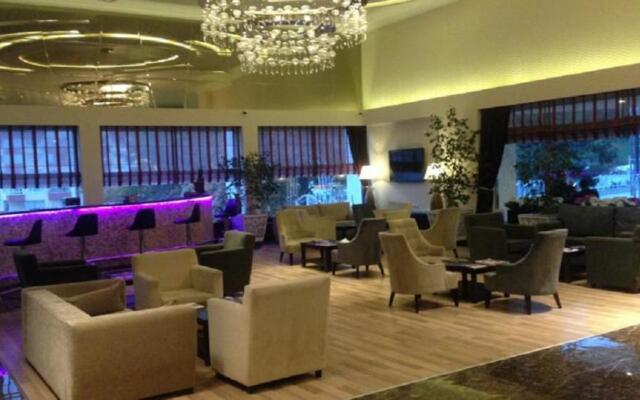 Asrin Park Hotel