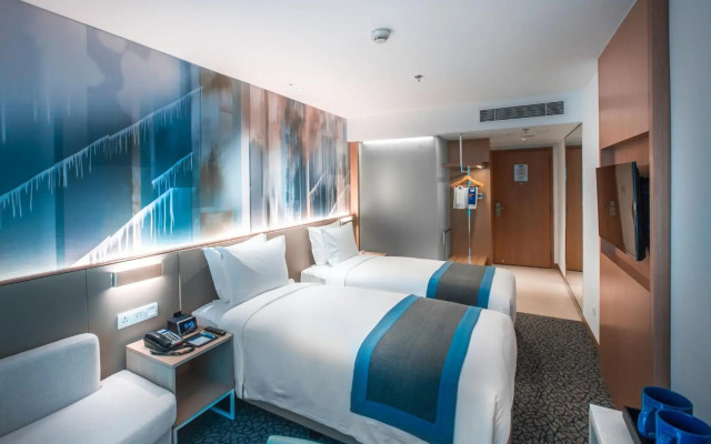 Holiday Inn Express Manila Newport City