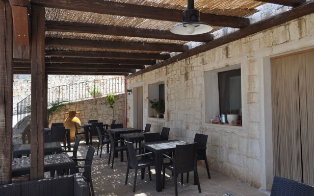 Guest House B&B Pietra Bianca