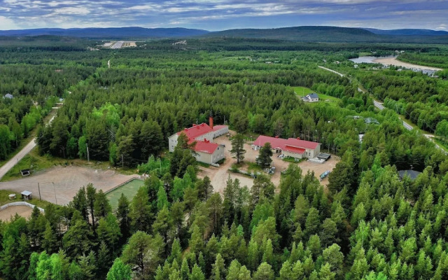 Kuukkeli Ivalo Airport Inn